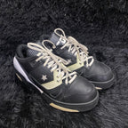 Black Star Accent Sneakers