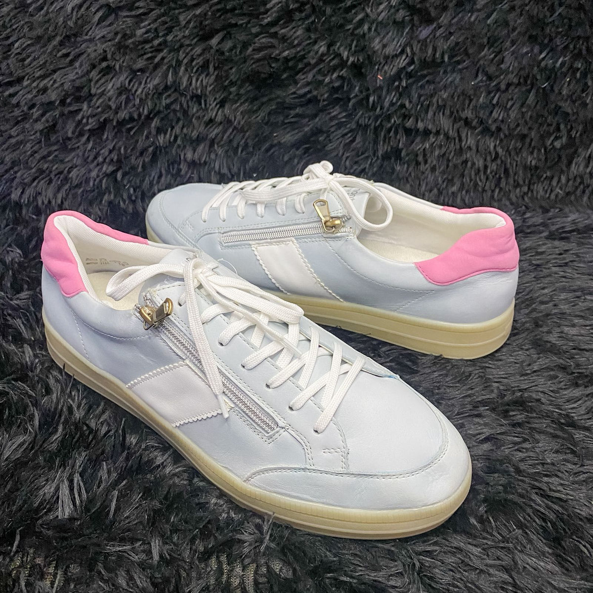 Remonte White & Pink Sneakers